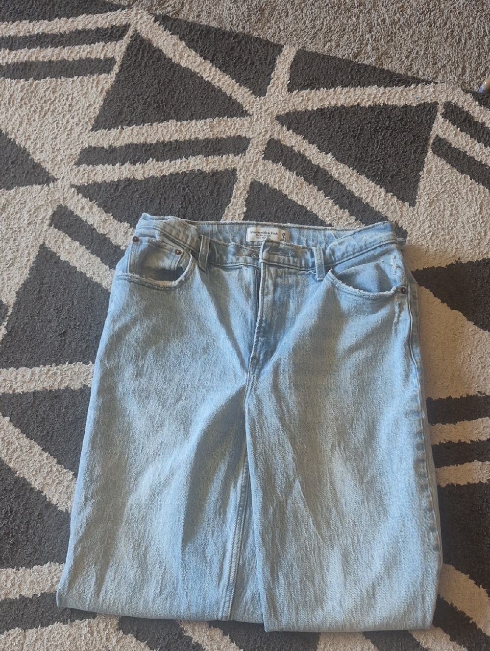 Light Blue Women's High-Rise Straight Jeans